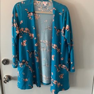 Medium Lularoe Caroline.